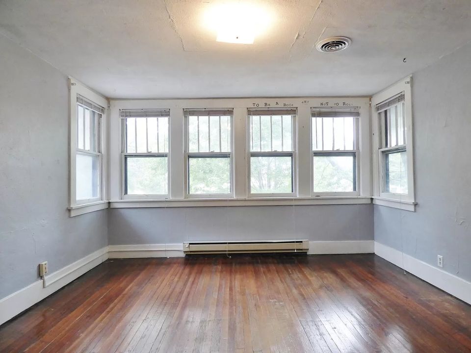 1729 Laramie Street, Apt C